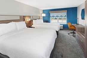 Holiday Inn Express & Suites Port Washington by IHG