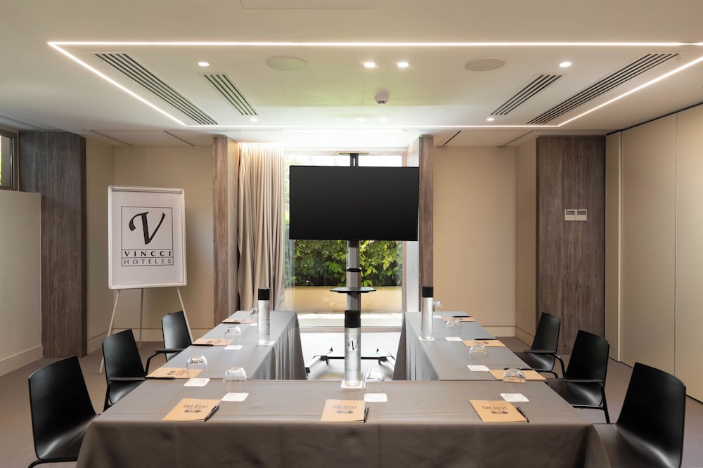 Hotel Vincci EverEden