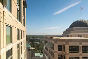 Sheraton Grand Sacramento Hotel