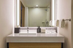 Sheraton Grand Sacramento Hotel
