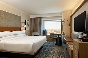 Sheraton Grand Sacramento Hotel