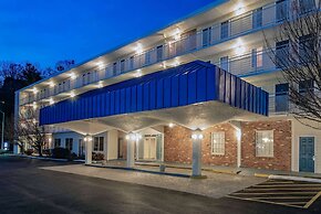 Howard Johnson by Wyndham Staunton