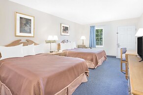 Howard Johnson by Wyndham Staunton