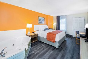 Howard Johnson by Wyndham Staunton