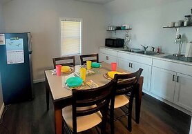 Maddox Inn
