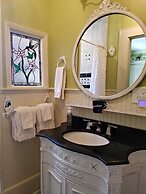 Pettigru Place Bed & Breakfast