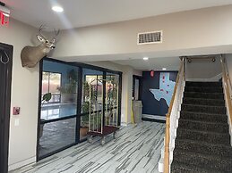 Days Inn by Wyndham Childress