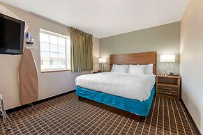 MainStay Suites Dubuque at Hwy 20