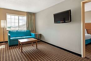 MainStay Suites Dubuque at Hwy 20