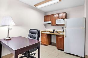 MainStay Suites Addison-Dallas