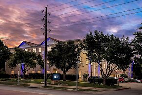 MainStay Suites Addison-Dallas