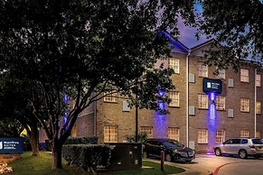 MainStay Suites Addison-Dallas