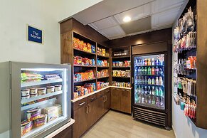 Four Points by Sheraton Charlotte - Lake Norman