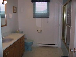 Comerford's Ocean View Efficiency Units