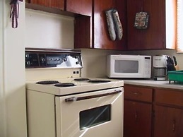 Comerford's Ocean View Efficiency Units