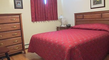 Comerford's Ocean View Efficiency Units