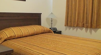 Comerford's Ocean View Efficiency Units