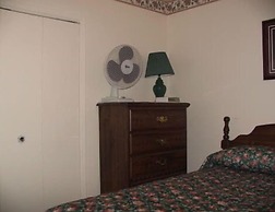 Comerford's Ocean View Efficiency Units