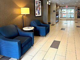 Charlotte Suites