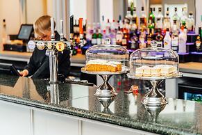 Golden Jubilee Hotel