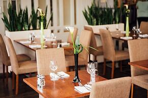 Golden Jubilee Hotel