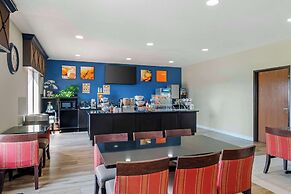 Comfort Suites St Charles - St Louis