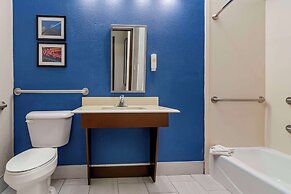 Comfort Suites St Charles - St Louis