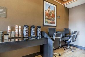 Comfort Suites St Charles - St Louis