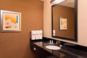 Fairfield Inn and Suites By Marriott St Charles
