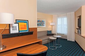 Fairfield Inn and Suites By Marriott St Charles