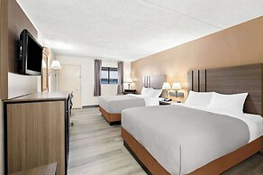 Quality Inn Cleveland Airport