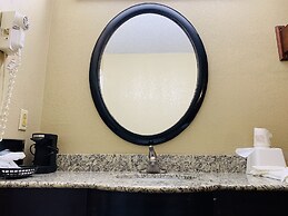 Super 8 by Wyndham Cincinnati/Springdale OH