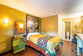 Super 8 by Wyndham Cincinnati/Springdale OH