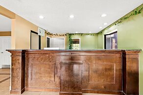 Super 8 by Wyndham Cincinnati/Springdale OH