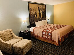 Super 8 by Wyndham Cincinnati/Springdale OH