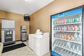 Super 8 by Wyndham Cincinnati/Springdale OH