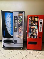 Super 8 by Wyndham Cincinnati/Springdale OH