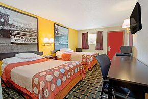 Super 8 by Wyndham Cincinnati/Springdale OH
