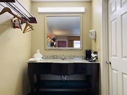 Super 8 by Wyndham Cincinnati/Springdale OH