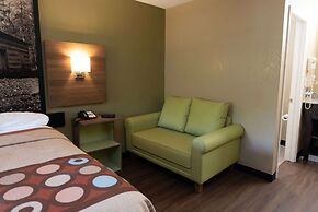 Super 8 by Wyndham Cincinnati/Springdale OH