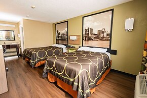 Super 8 by Wyndham Cincinnati/Springdale OH