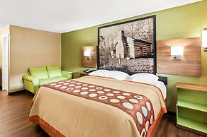 Super 8 by Wyndham Cincinnati/Springdale OH