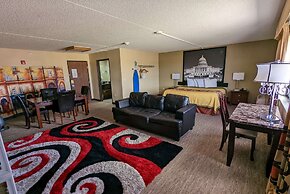 Super 8 by Wyndham Wichita North