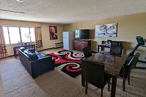 Super 8 by Wyndham Wichita North