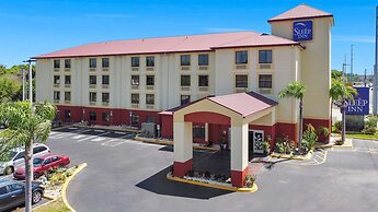 Sleep Inn Leesburg Chain of Lakes