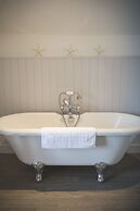 George Hotel, BW Signature Collection