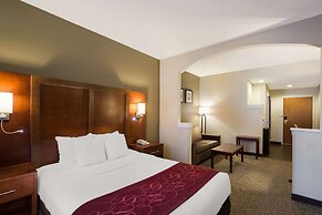Comfort Suites Near University