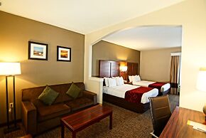 Comfort Suites Near University