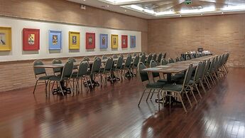 Hotel Deville Prime Porto Alegre