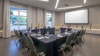 Hotel Deville Prime Porto Alegre